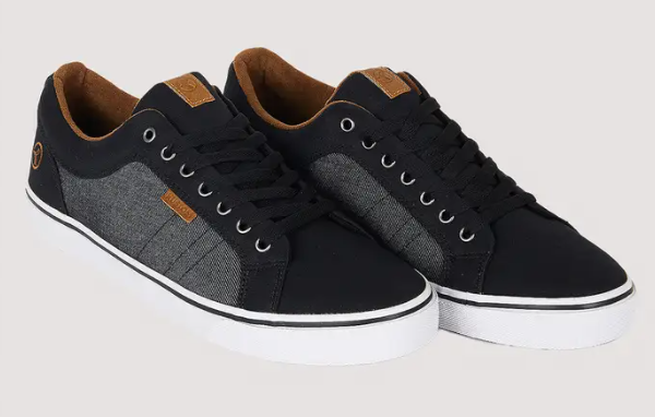 Kustom Finetime Classic Men's Shoes in black and granite colourway showing a pair from the side