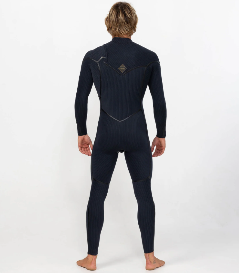 O'Neill HyperX 4/3mm Stitchless Chest Zip Wetsuit in black on model from rear