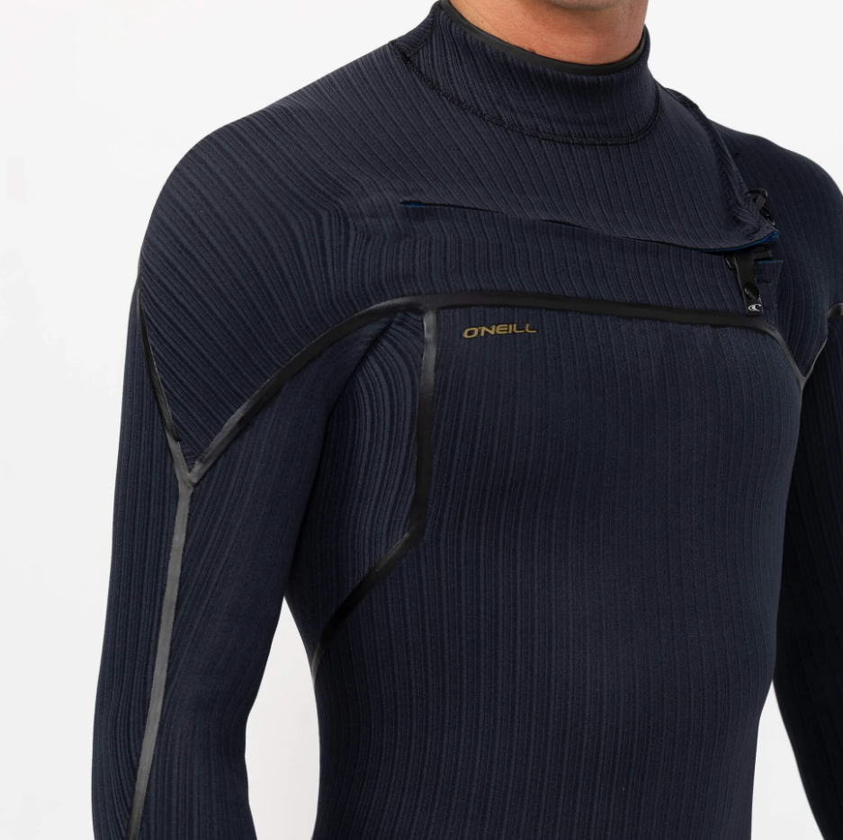 O'Neill HyperX 4/3mm Stitchless Chest Zip Wetsuit in black on model from front close up showing chest zip