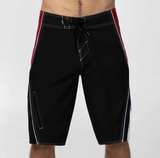 O'Neill Superfreak Re-Issue Y2K 22" Boardshorts in black, white and red from the front