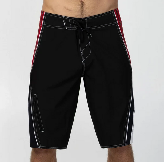 O'Neill Superfreak Re-Issue Y2K 22" Boardshorts in black, white and red from the front