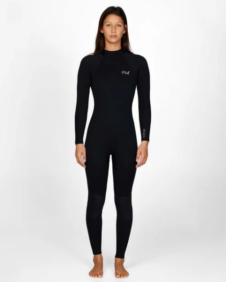 O'Neill Reactor 2 3/2mm GBS Back Zip Women's Wetsuit in black on model from the front