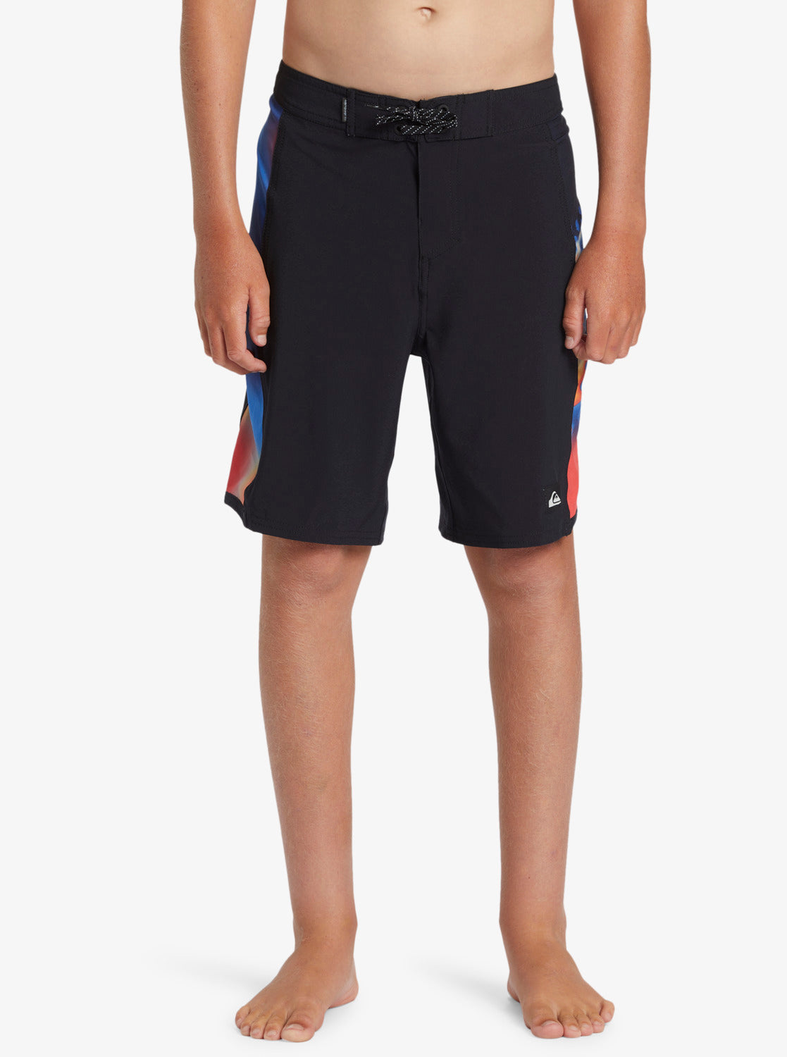 Quiksilver Surfsilk Arch Boys 17" Boardshorts in black from front