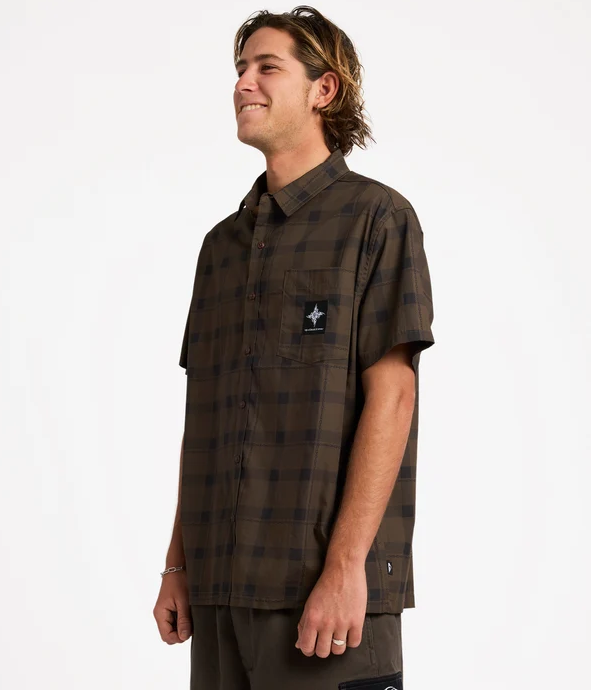 Quiksilver Edition Woven Short Sleeve Shirt in turkish coffee colourway on model from the side