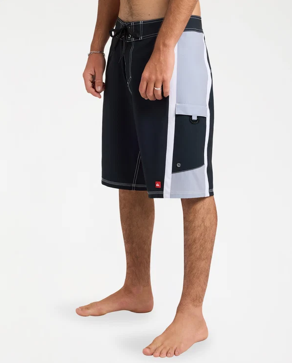 Quiksilver Eliminator 21" Mens Boardshorts in black from side