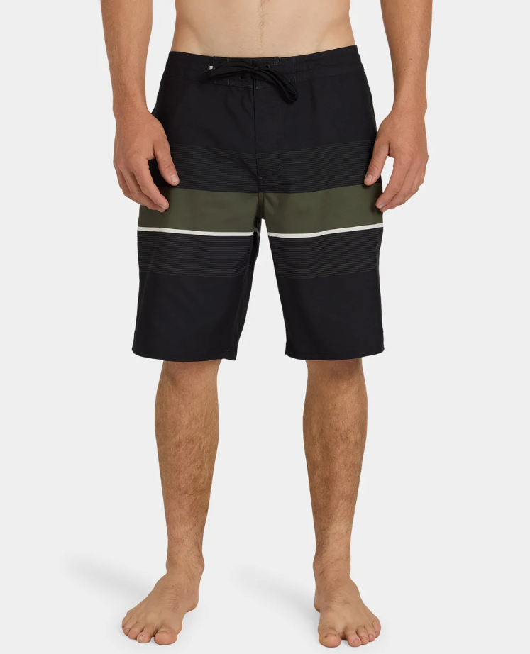 Quiksilver Everyday Padang 20" Boardshorts in black stripe colourway on model from the front close up