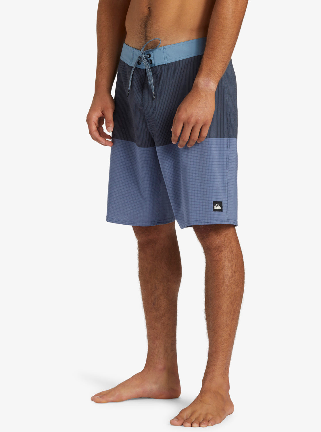 Quiksilver Highline Straight 19" Boardshorts in dark navy from front