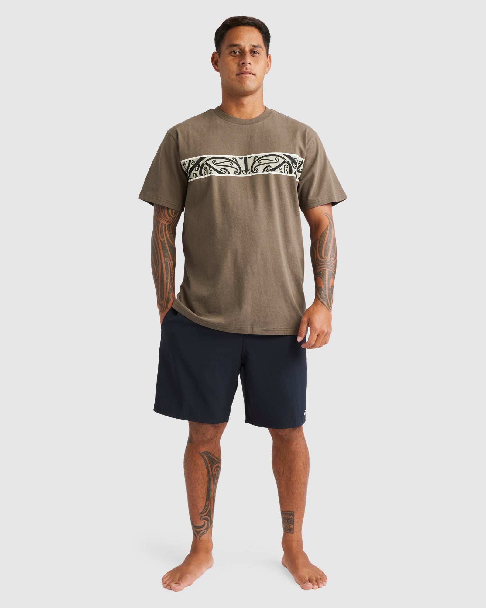 Quiksilver Kowhaiwhai-Mangopare Panel Tee in canteen colour on Kehu Butler from front