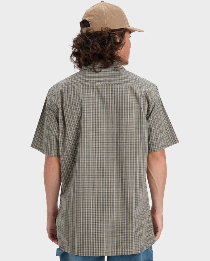 Quiksilver Liquid Metal Short Sleeve Shirt  in elmwood colourway on model from rear