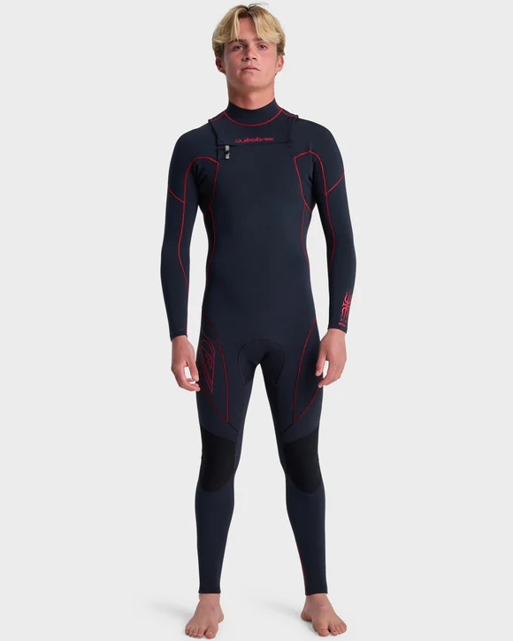 Quiksilver Mercury 4/3mm Chest Zip Wetsuit in salsa colurway, blue with red detailing from front