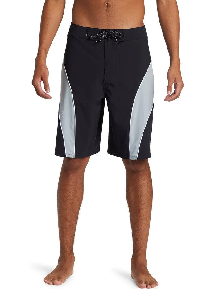 Quiksilver Mercury Slash Panel 20" Boardshorts in black and white from front