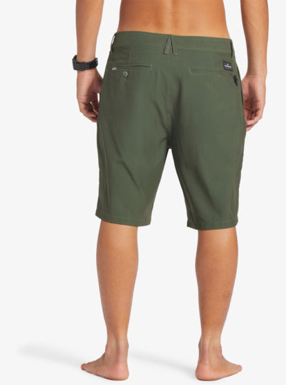 Quiksilver Ocean Union Amphibian 20" Shorts in climbing ivy colourway from rear