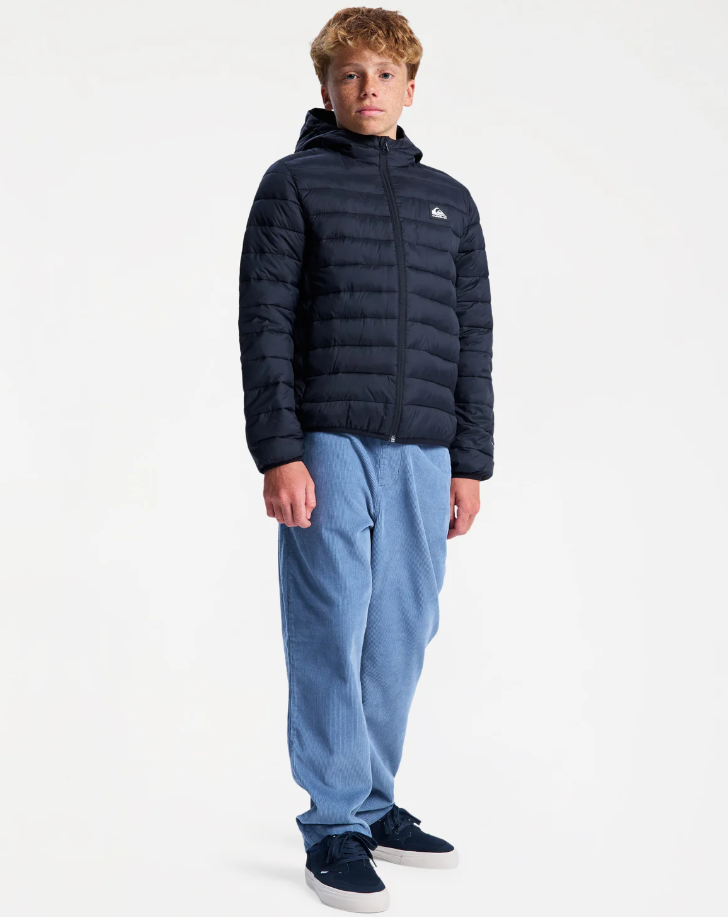 Quiksilver Scaly Youth Puffer Jacket
 in black on model in blue pants from front