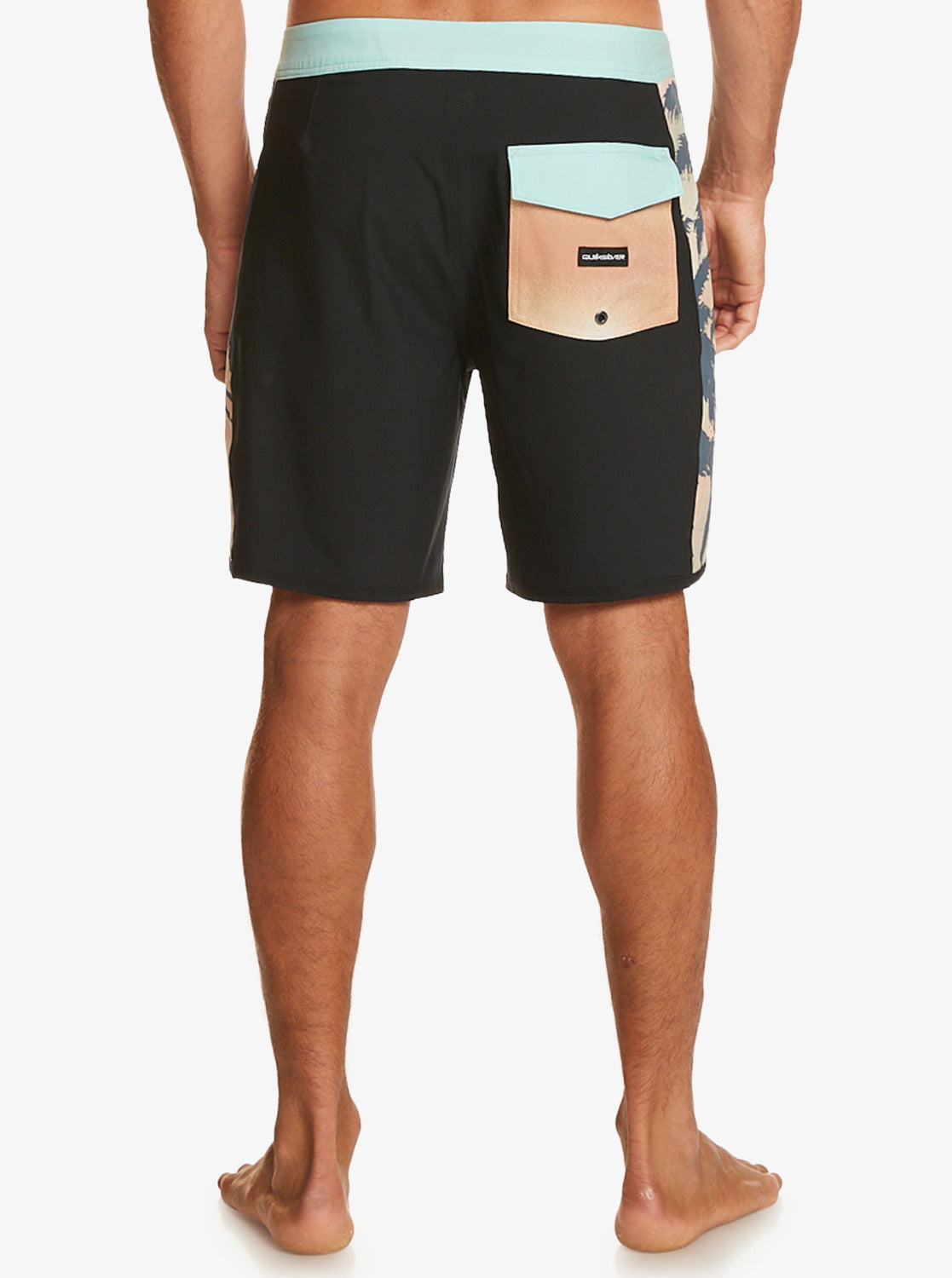 Quiksilver Surfsilk Arch 18" Boardshorts in black from back