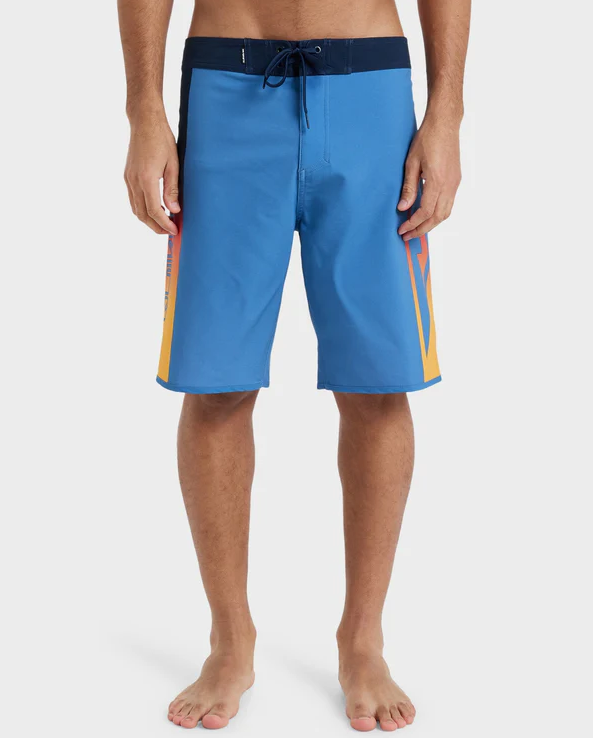 Quiksilver Surfsilk Holmes 20" Boardshorts - Sum25