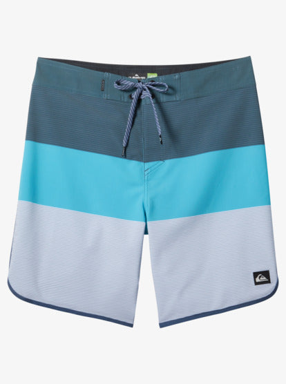 Quiksilver Surfsilk Tijuana 18" Boardshorts in maui blue colourway from front