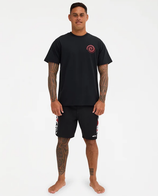 Quiksilver Tai Kehu Tai Uru Men's T-Shirt in black on Kehu Butler from the front