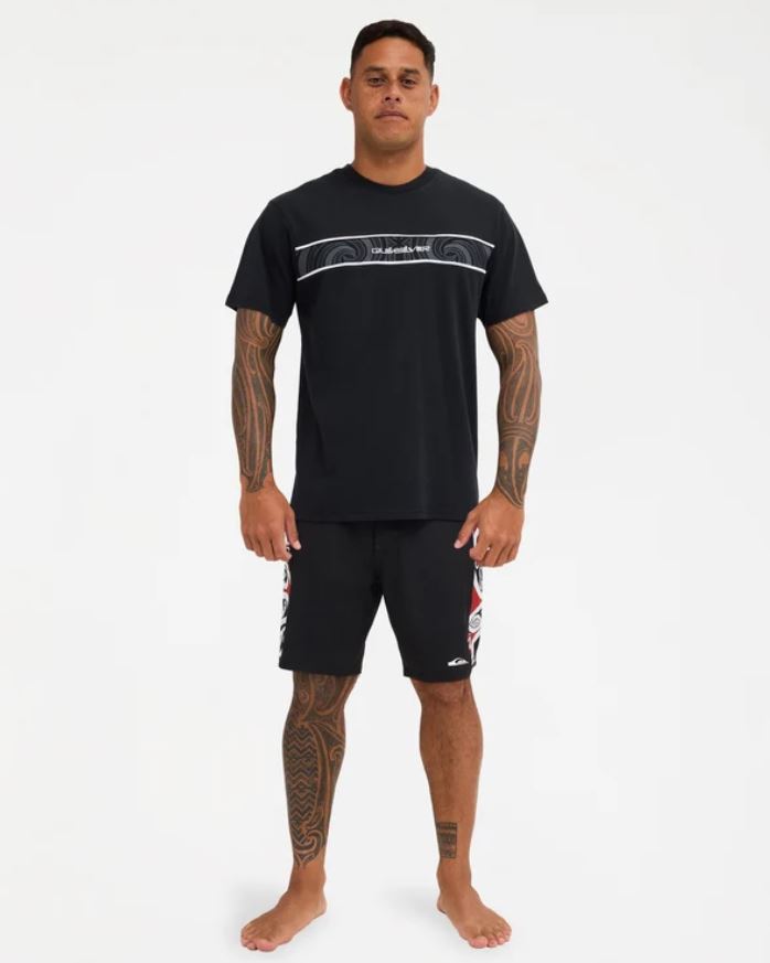 Quiksilver Tai Kehu Takarangi Panel Tee in black on Kehu Butler from the front