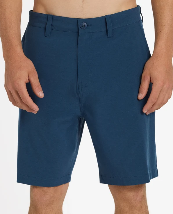 Quiksilver Union Heather 19" Amphibian Shorts in dark denim colourway from front close up
