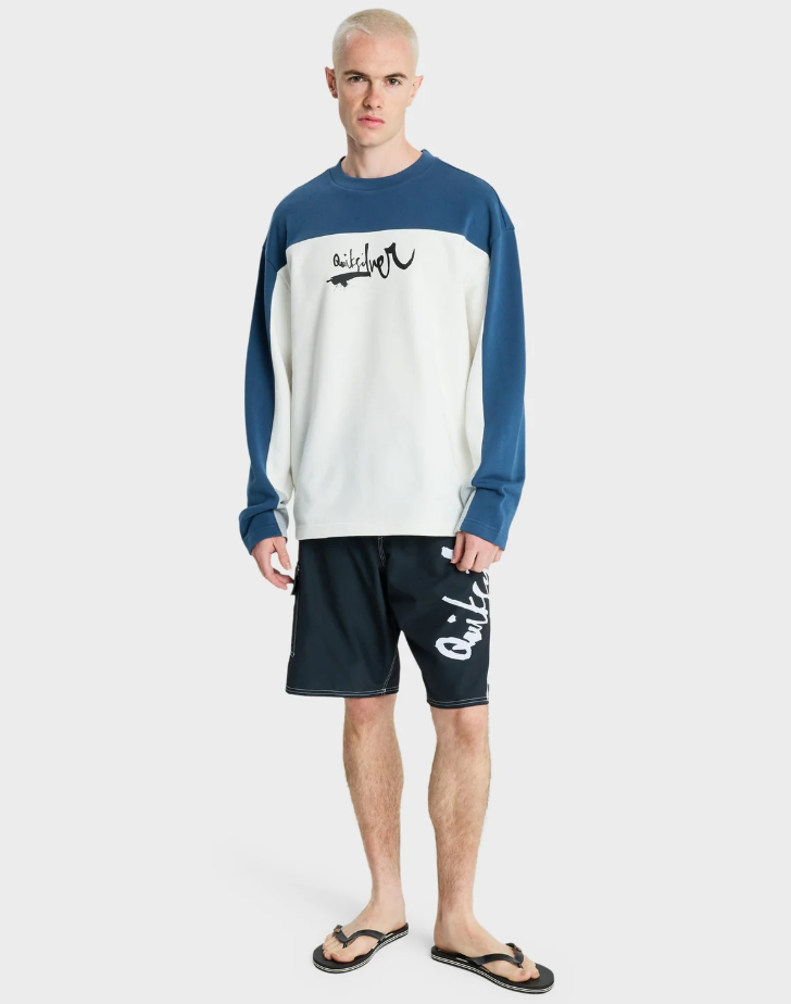 Quiksilver Young Guns Factor Crew in snow white with blue detail on model from front on model