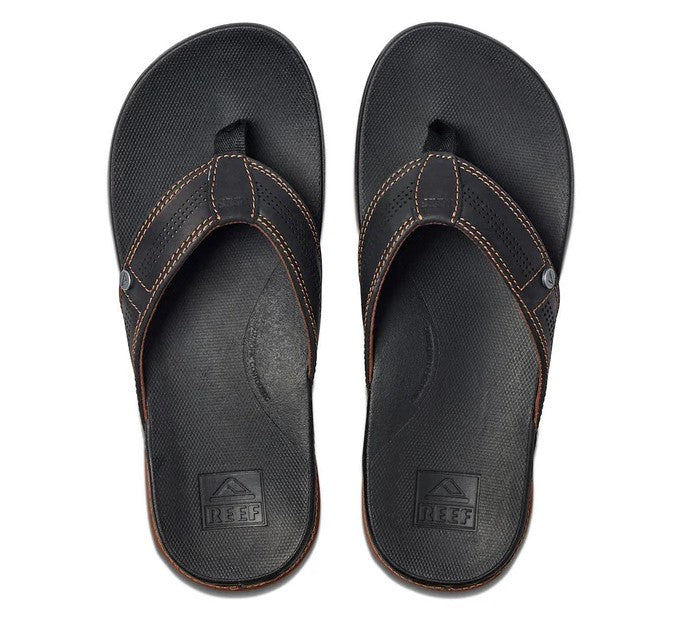 Reef Cushion Lux Jandals in black/brown showing pair from the top