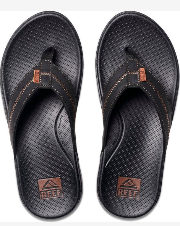 Reef Cushion Phantom 2.0 Leather Jandals in black and coffee colourway pair from top