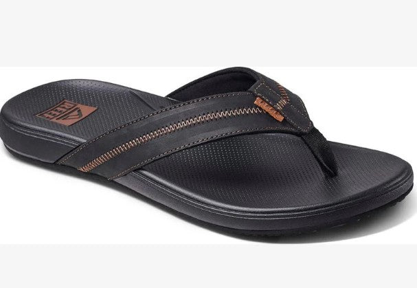 Reef Cushion Phantom 2.0 Leather Jandals in black and coffee colourway