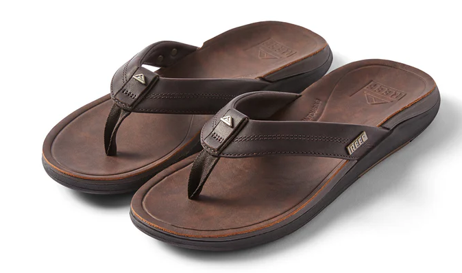 Reef Leather Offshore Men's Premium Jandals in dark brown showing a pair from the side
