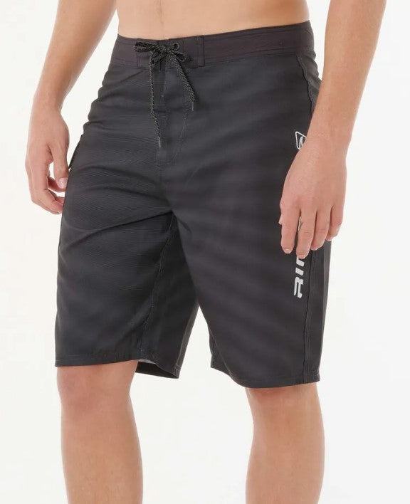 Rip Curl Shock Wave 21" Boardshorts from front close
