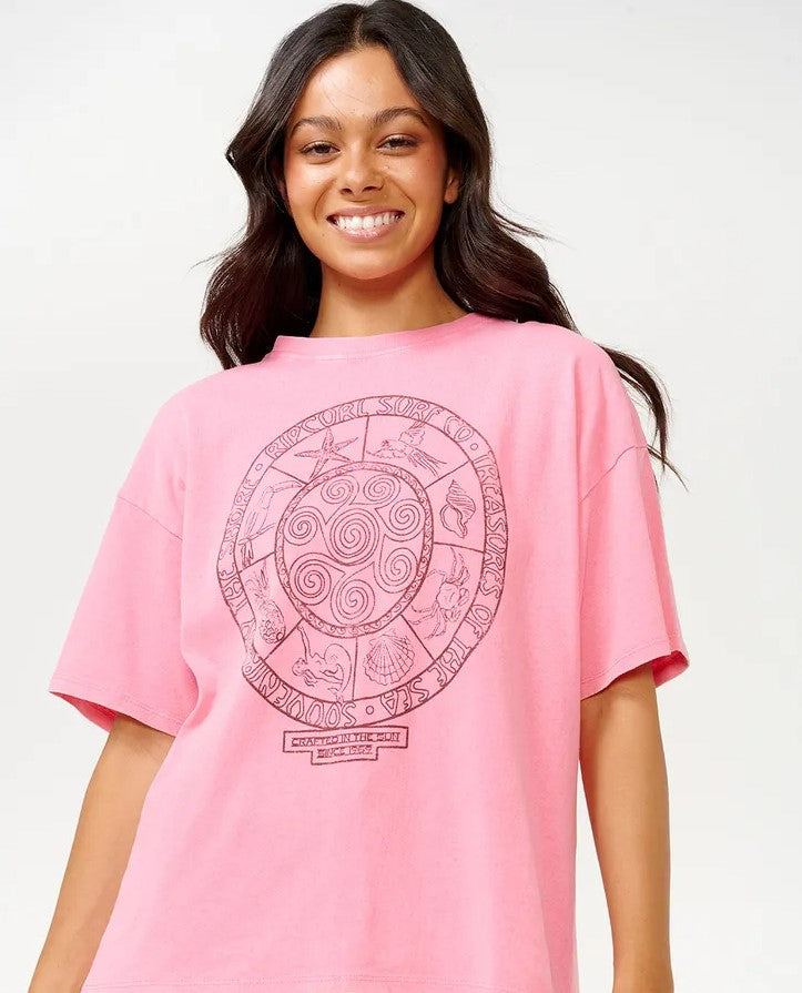 Rip Curl Souvenirs Heritage Tee in mid pink