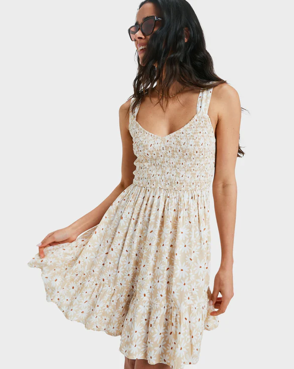 Roxy Pacific Passion Mini Dress in peeble dream floral colourway on dark-haired model from front view