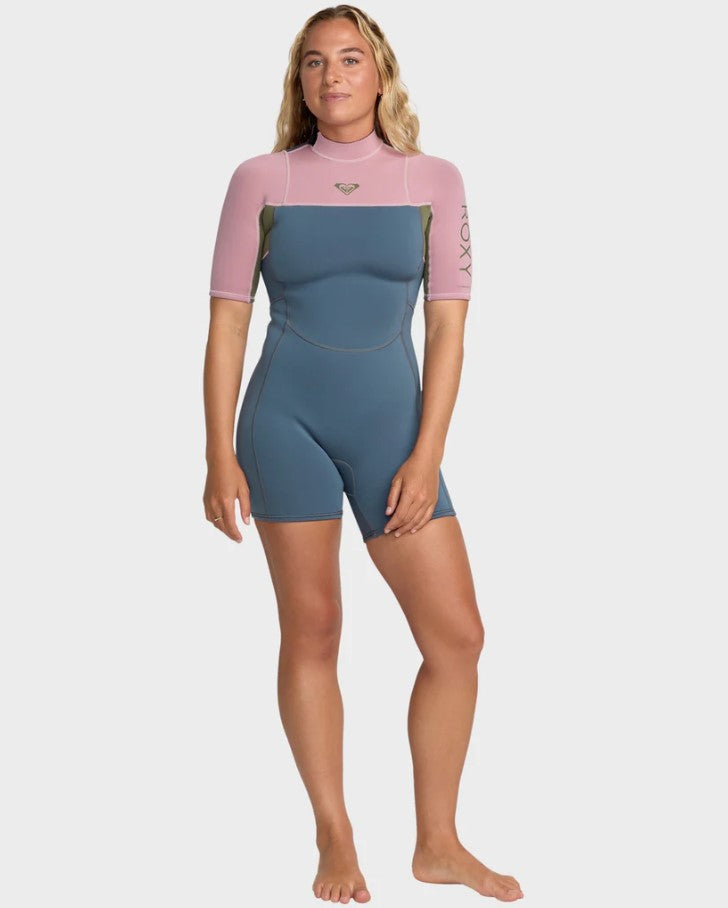 Roxy Prologue 2mm Spring Womens Wetsuit  in ash blue with pink on blonde model from front