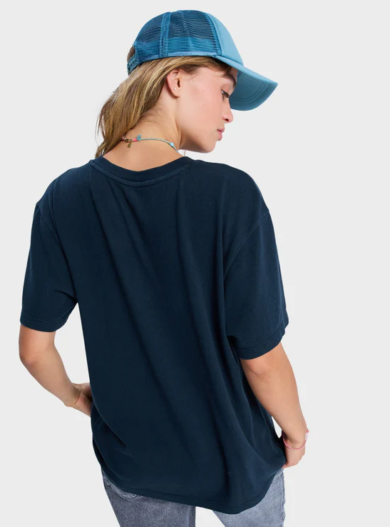 Roxy Sunny Oversize Stone Wash Womens Tee in anthracite on model in jeans from rear