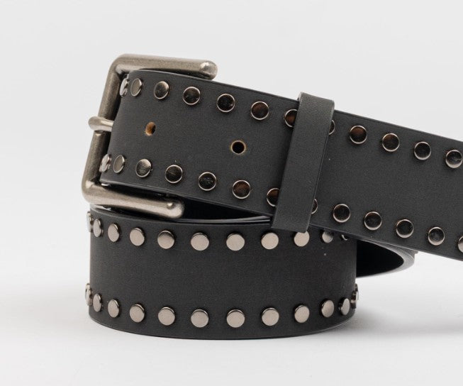 Rusty Ballad Stud Belt in black
