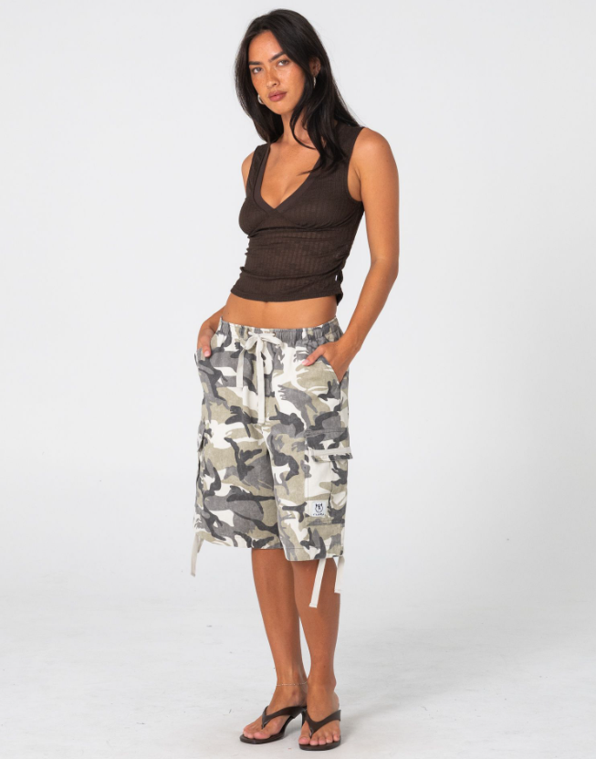 Rusty Camo Low Rise Baggy Cargo Shorts on model in brown top