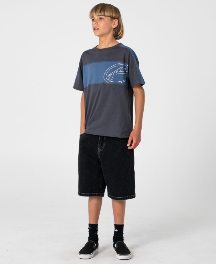 Rusty Dr Dot Baggy Boys Denim Shorts in blackout colour on boy in Rusty t-shirt from the front