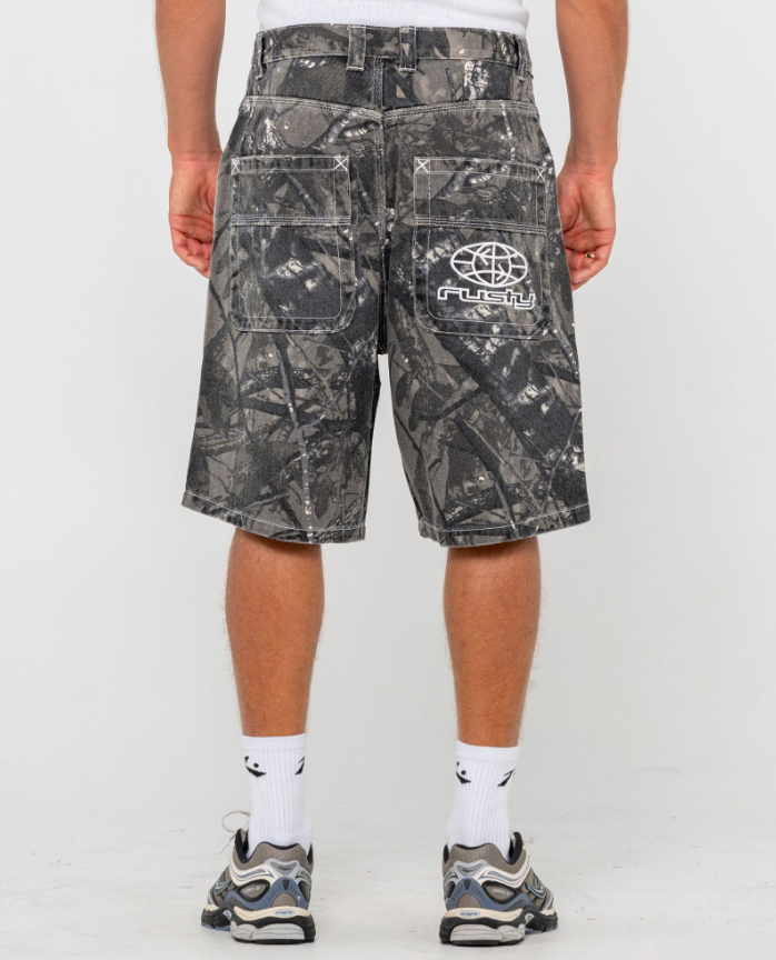 Rusty Flip Rambo 22"&nbsp; Jorts in grey camo from rear