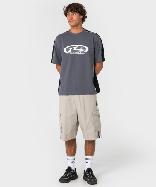 Rusty Hit Up Men's T-Shirt in steel colourway on model in cargo shorts form the front
