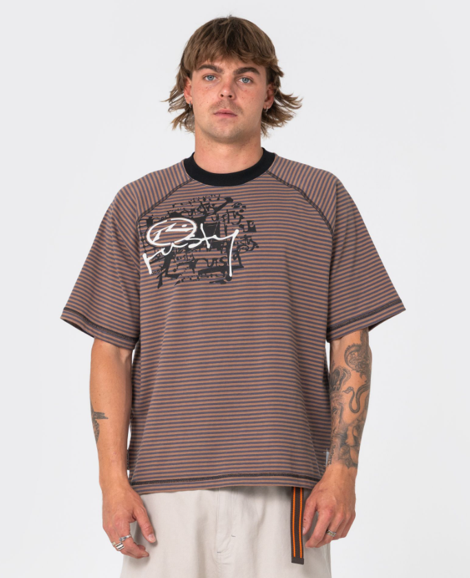 Rusty Riddle Me This Men's T-Shirt in pinecone colourway on model from the front