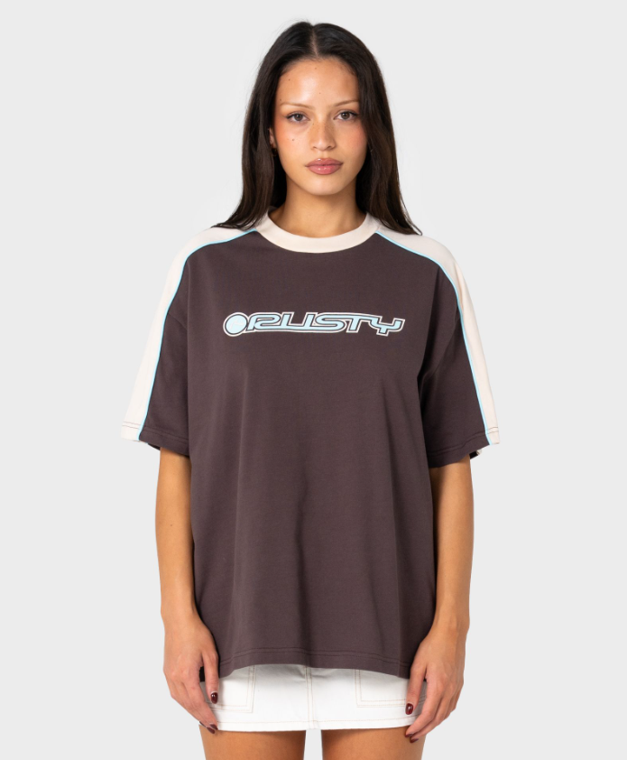 Rusty Timmy Target 220 Oversized Women's Tee in java with cream detail on model from the front