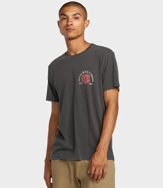 RVCA Squadron T-Shirt in pirate black on model from front