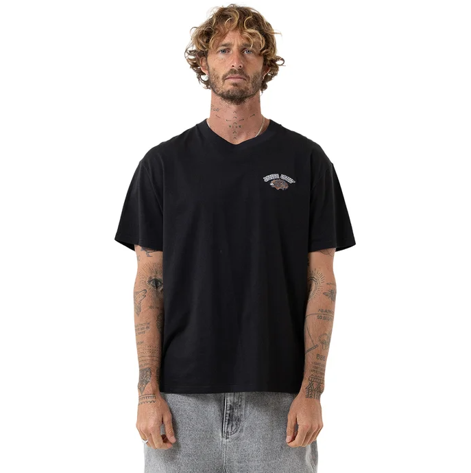 Santa Cruz Dressen Evo Roses Men's Tee in off black on model from the front