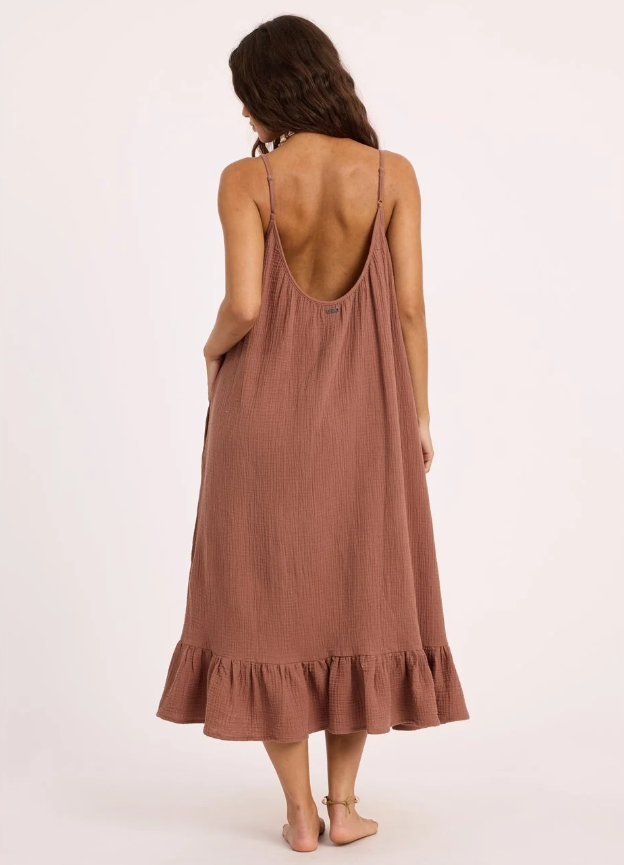 Sisstrevolution Beach Cruiser Woven Dress in mulberry colourway on model from the rear