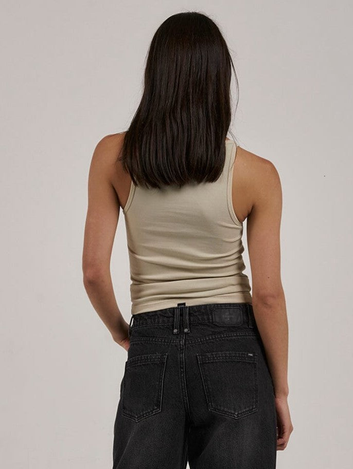 Thrills Minimal Scoop Tank in oatmeal from back