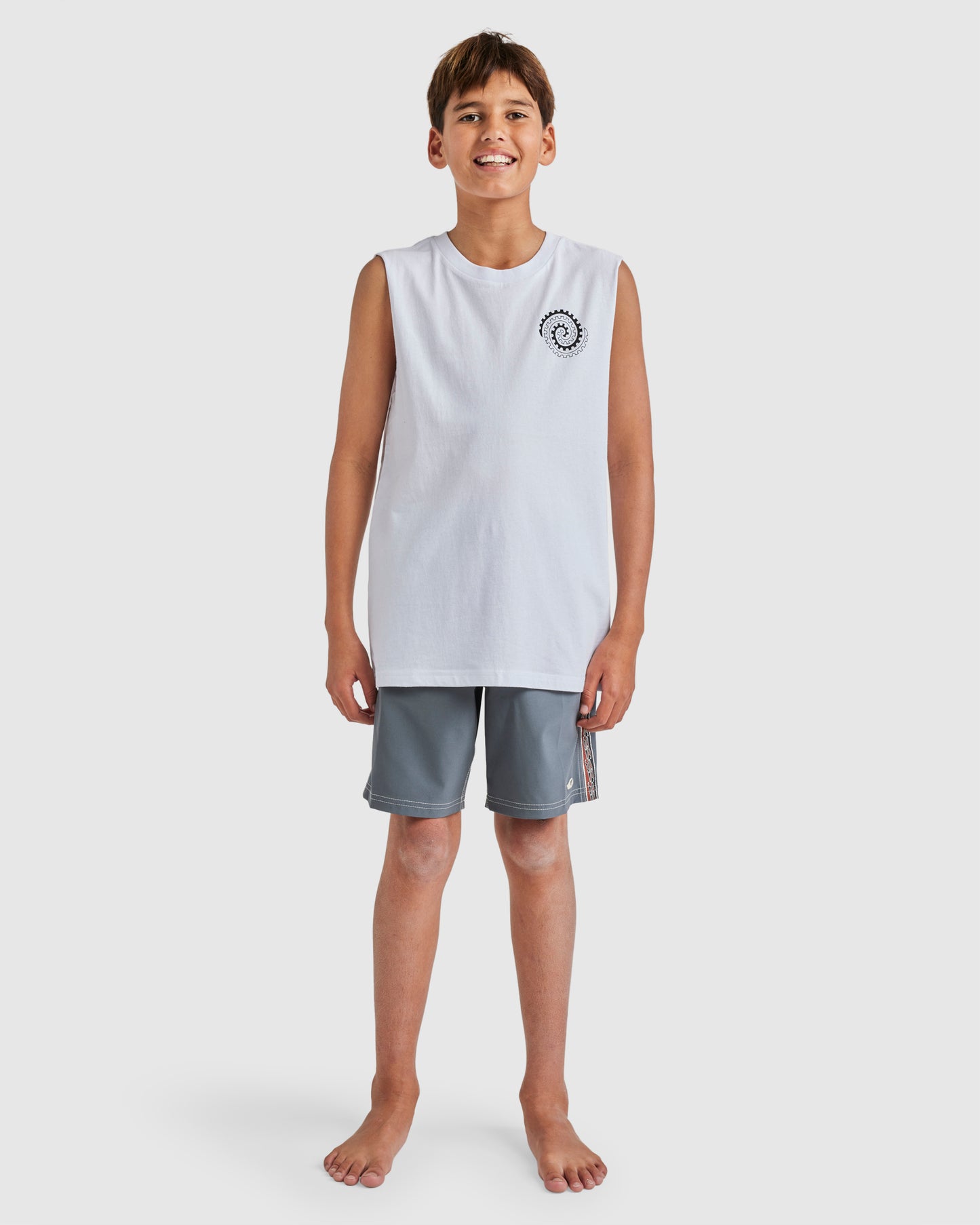 Quiksilver Tai-Uru Youth Kehu Muscle in white on model from front